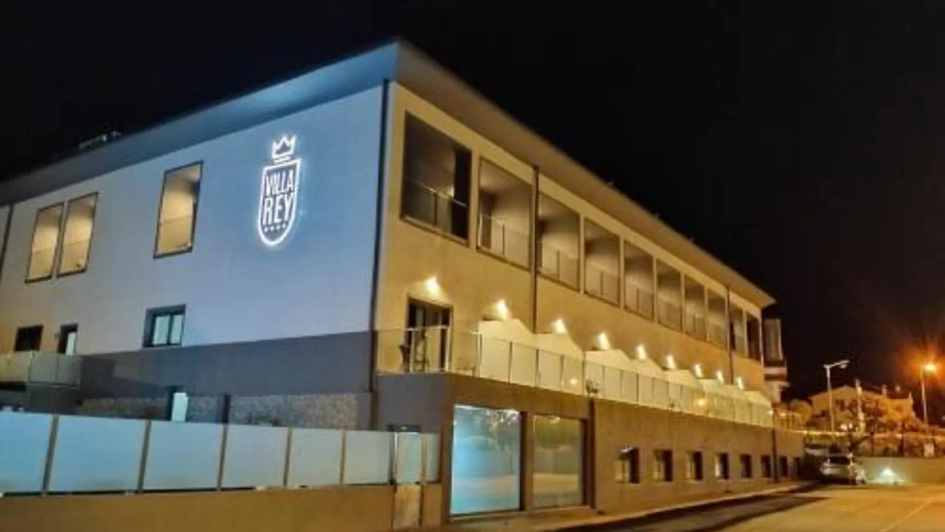 빌라 지 레이 Villa Rey Spa & Hotel 4성급 호텔 수영장