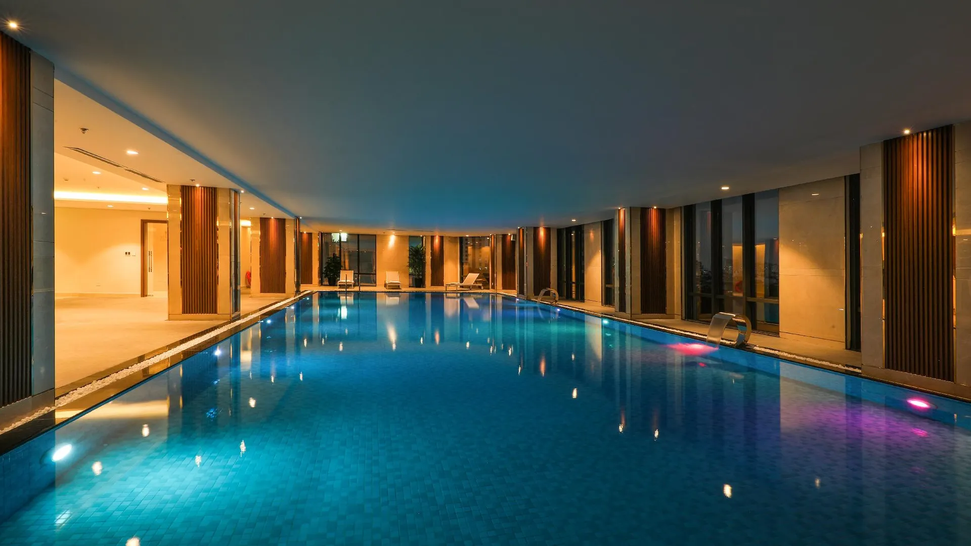 하노이 그랜드 비스타 하노이 5성급 호텔 외관