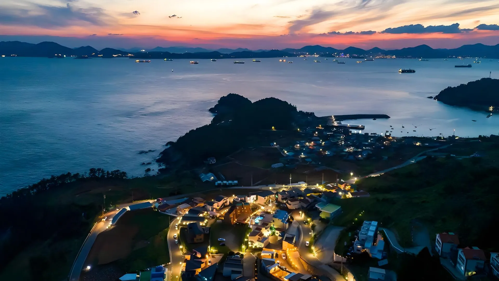 남해 인누드 펜션 4성급 게스트하우스 객실