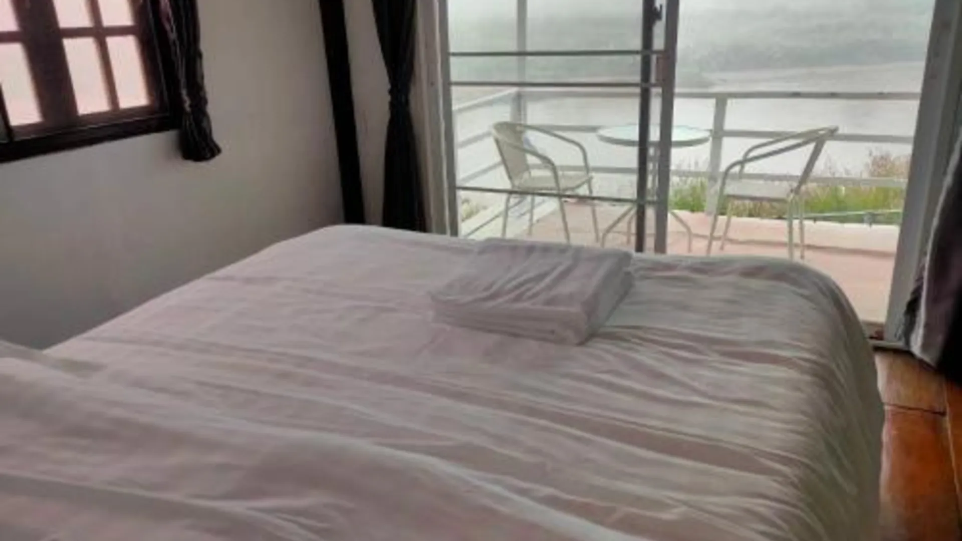 치앙라이 ริมกก โฮมสเตย์ rim-kok homestay 3성급 게스트하우스 스위트룸