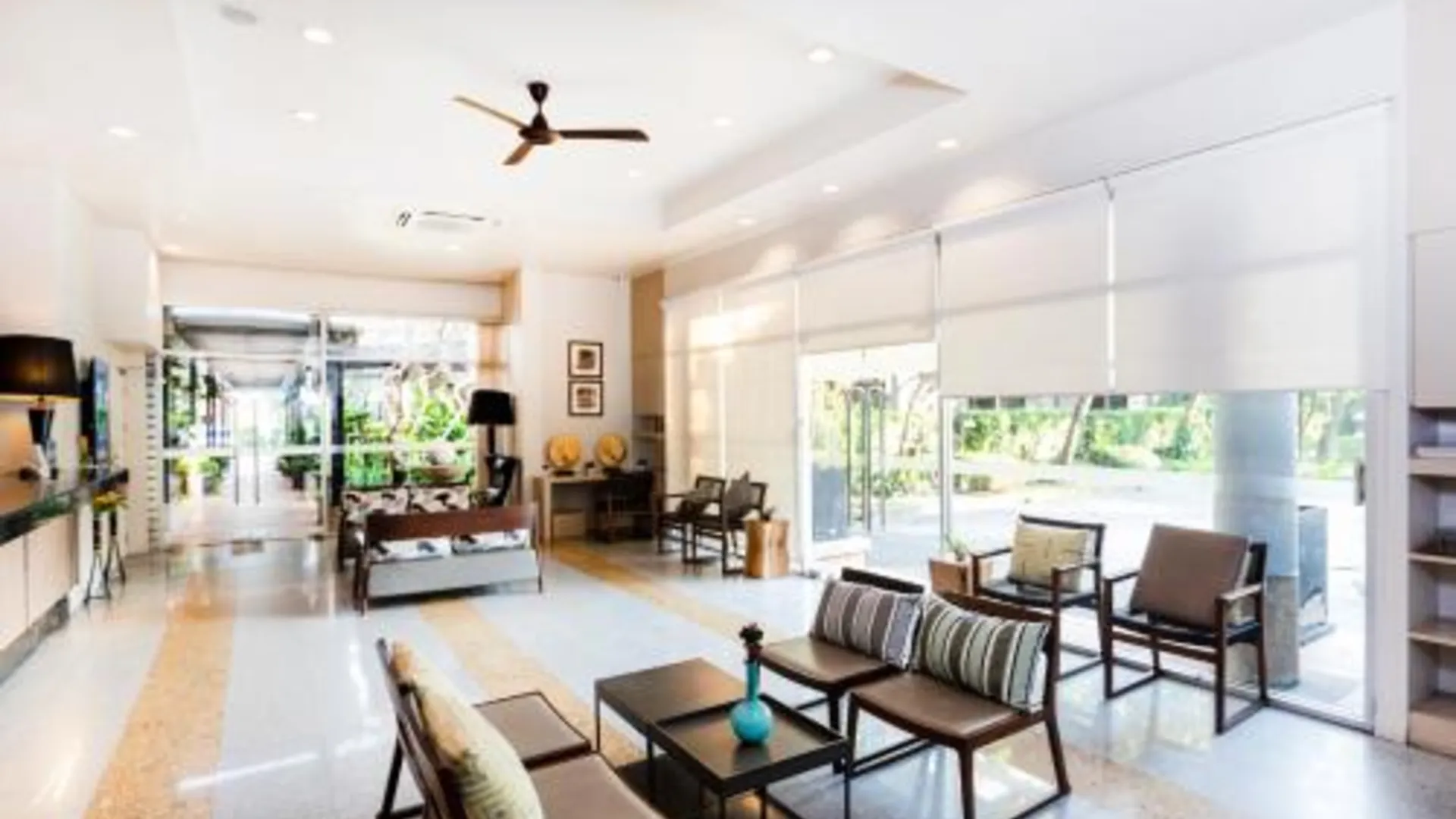 방콕 신시리 리조트 3성급 호텔 외관