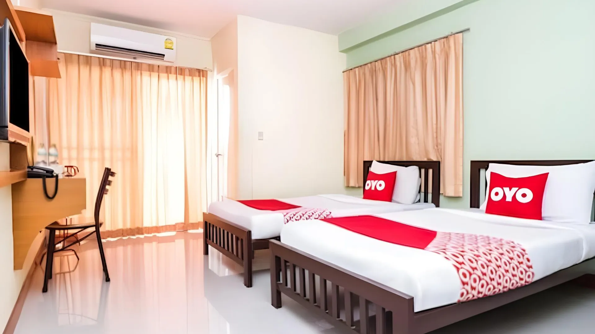 방콕 티티콘 그랜드뷰 2성급 호텔 스위트룸