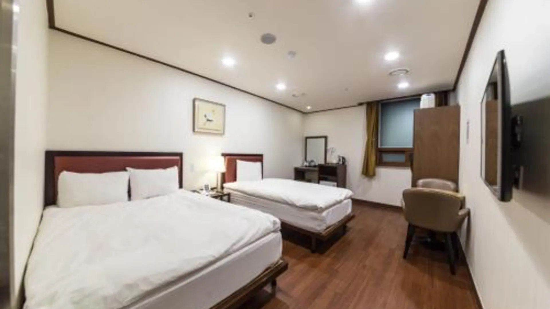 서울 영빈호텔 2성급 호텔 스위트룸