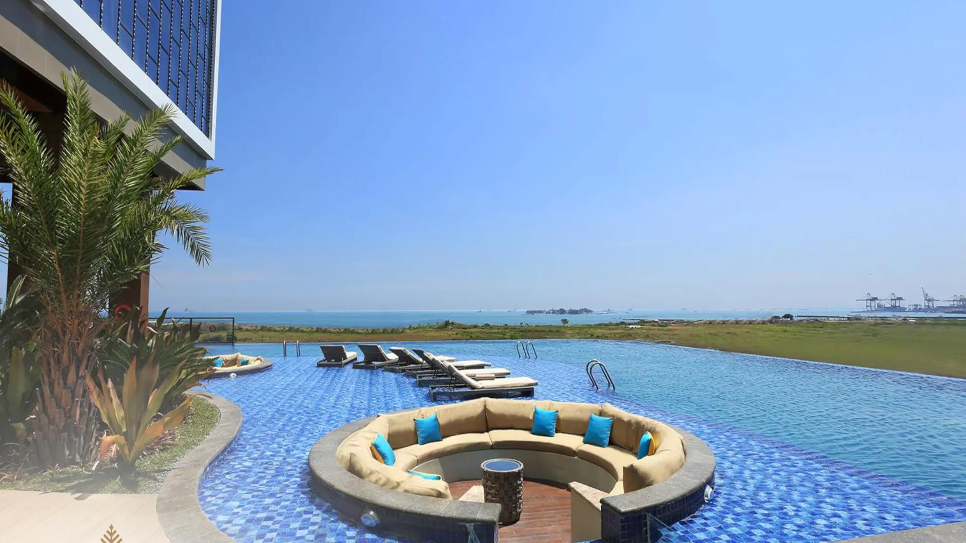 마카사르 더 린라 4성급 호텔 객실