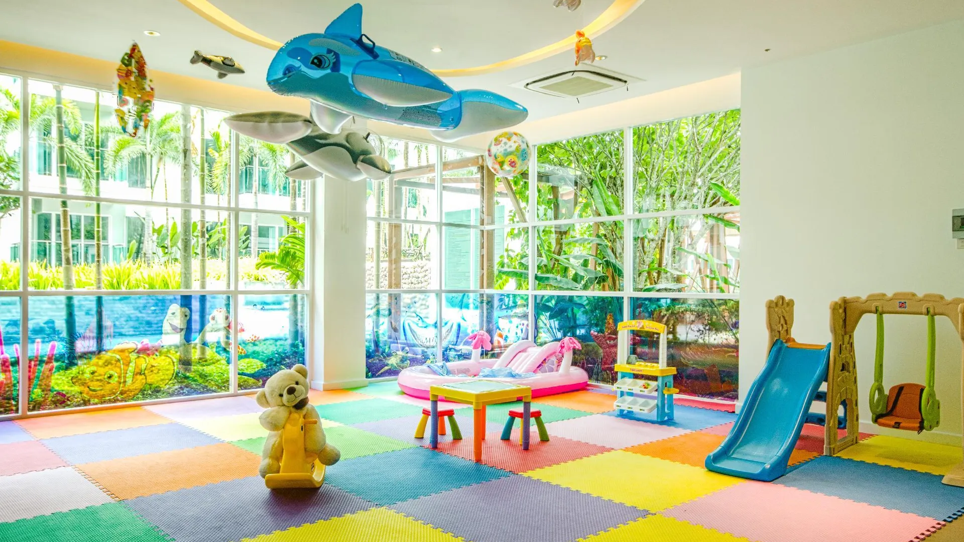 푸켓 피셔맨 하버 어반 리조트 5성급 호텔 객실