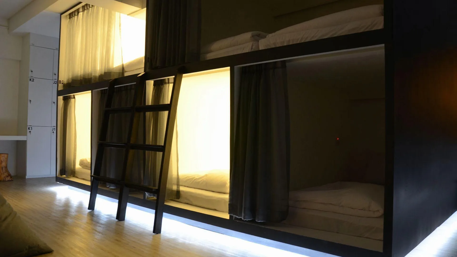 방콕 3 하우 호스텔 앳 수쿰윗 21 2성급 호텔 객실