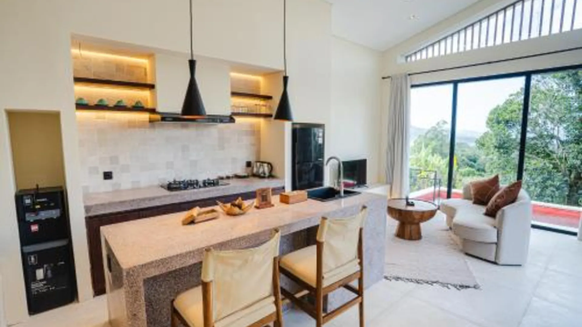 발리 데사 오큘러스 4성급 호텔 부대시설