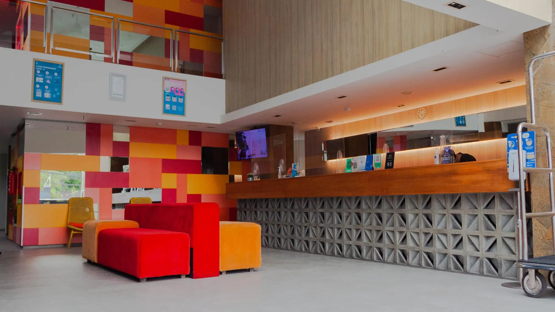 발리 주리 익스프레스 짐바란 3성급 호텔 외관