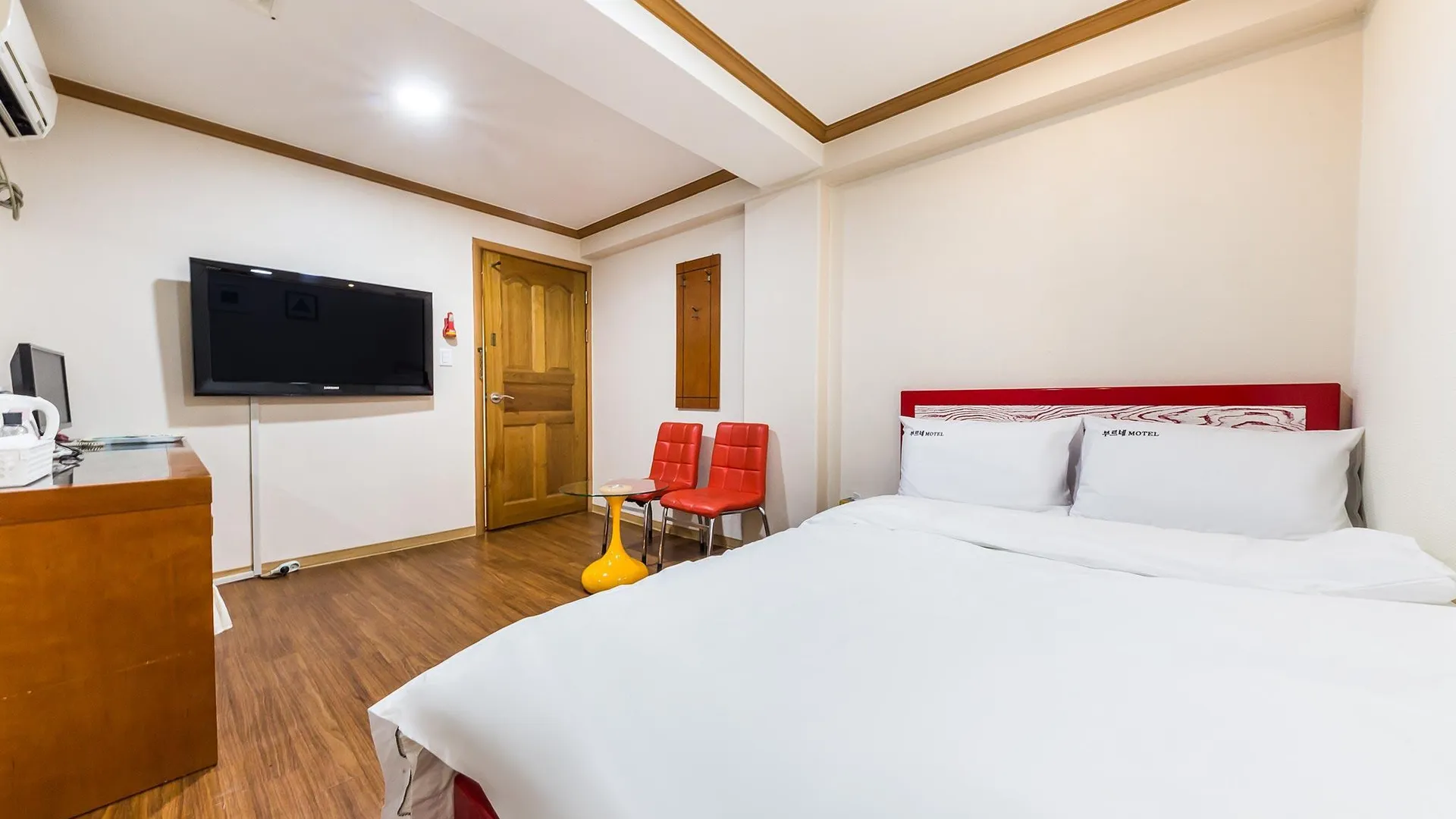 서울 왕십리 부르네 1성급 호텔 객실