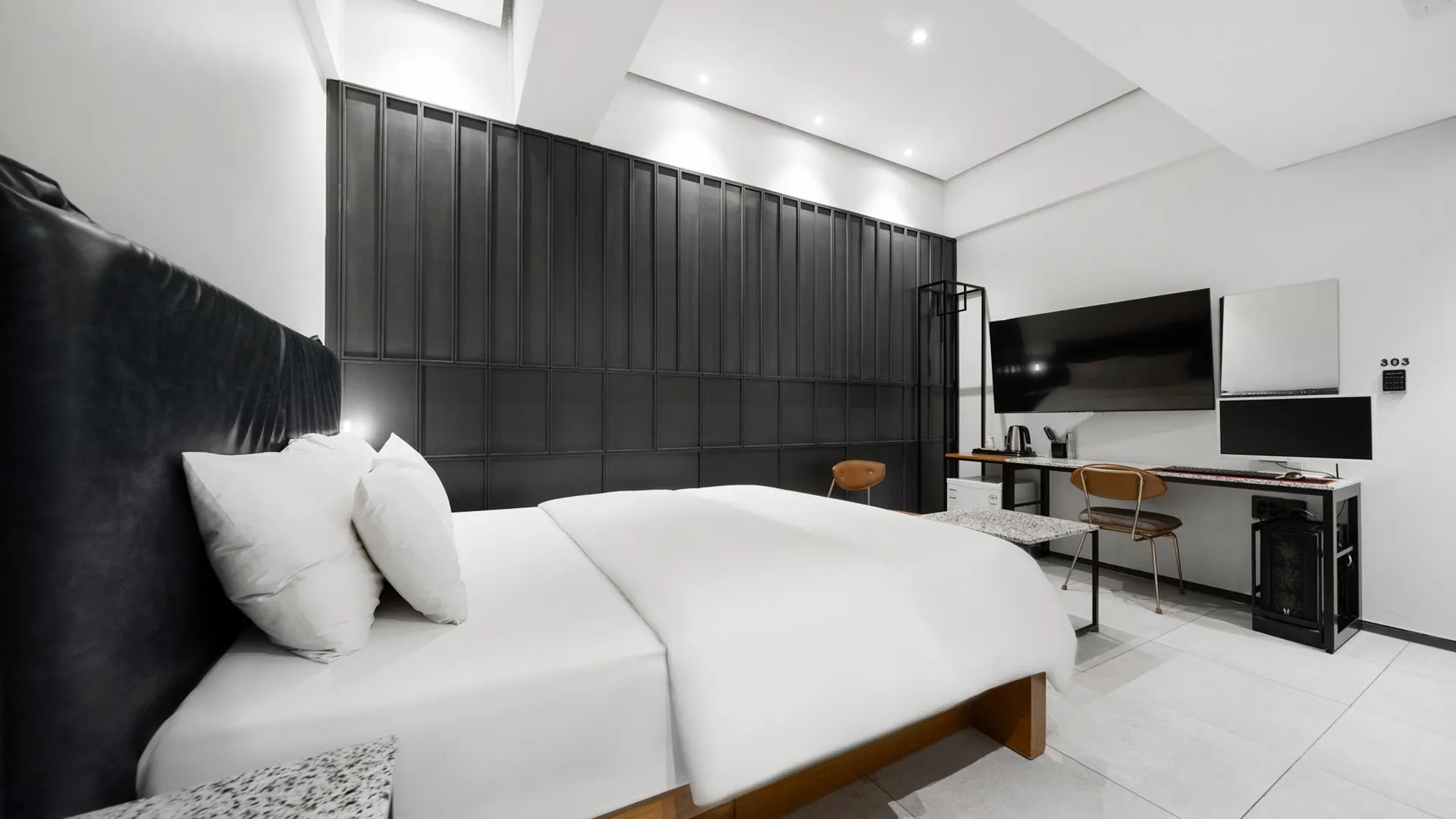 서울 성신여대역 더월(THE WALL) 2성급 호텔 스위트룸