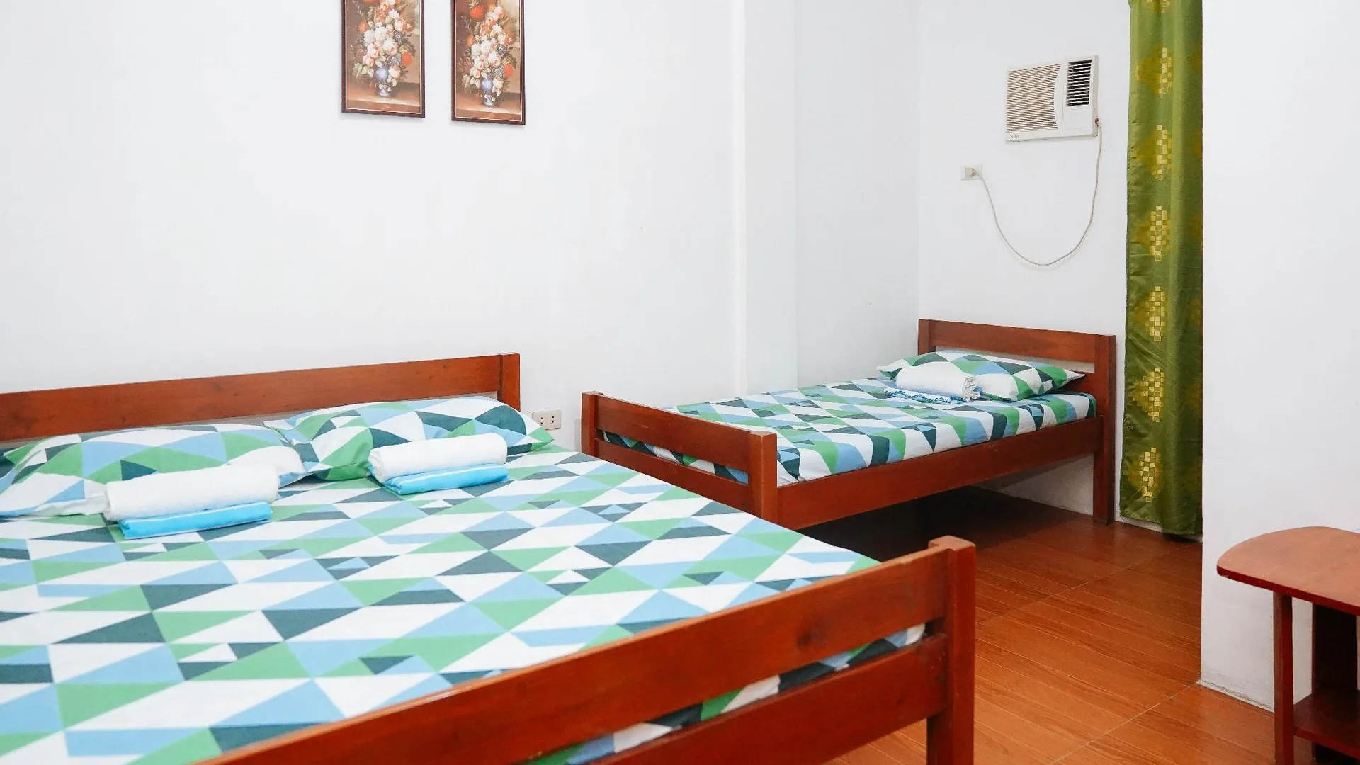 세부 C 스타 트래블러스 인 호텔 객실