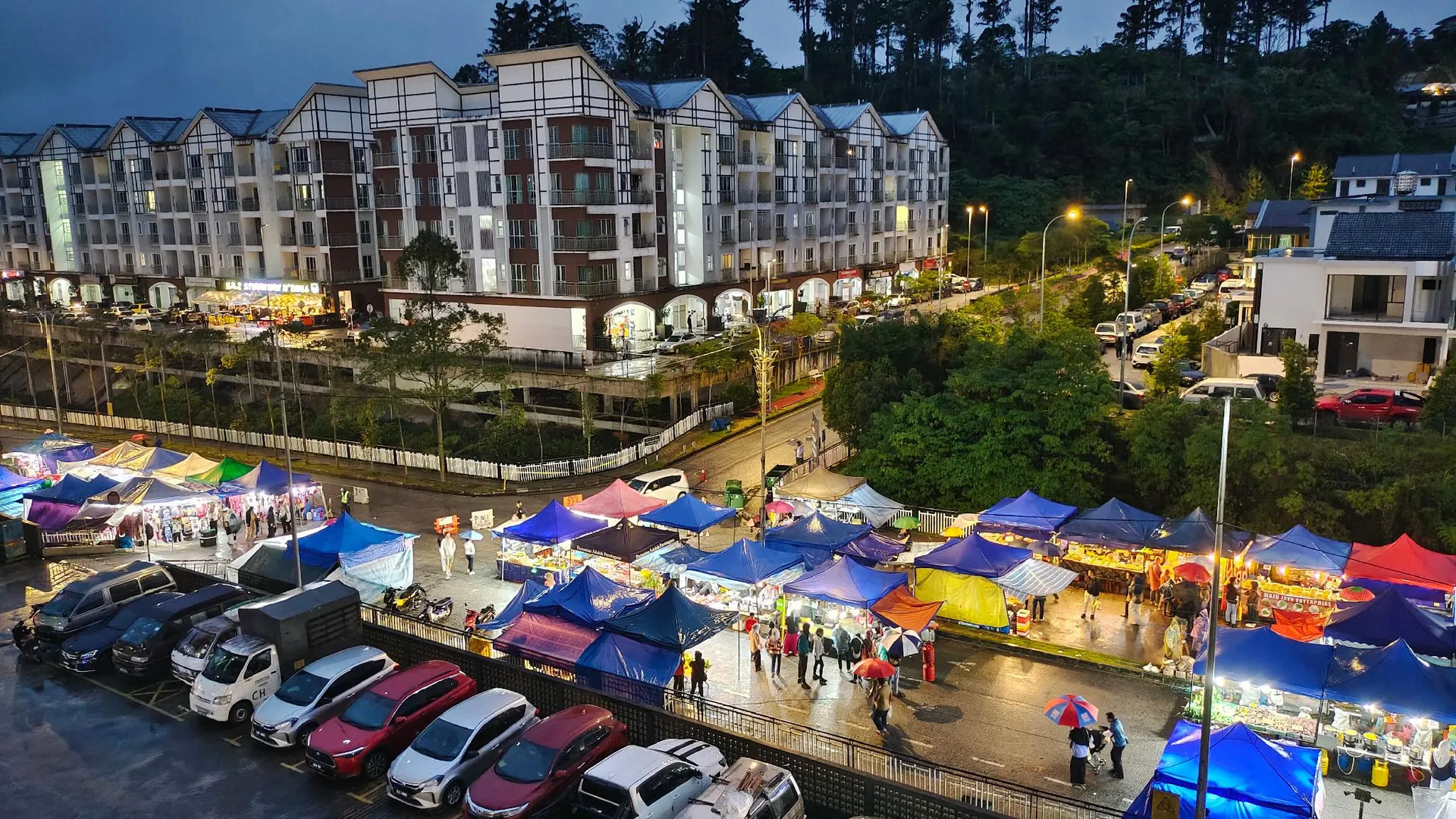 카메론 하일랜즈 Cameron Golden Hills Near Night Market CH1 4성급 게스트하우스 레스토랑