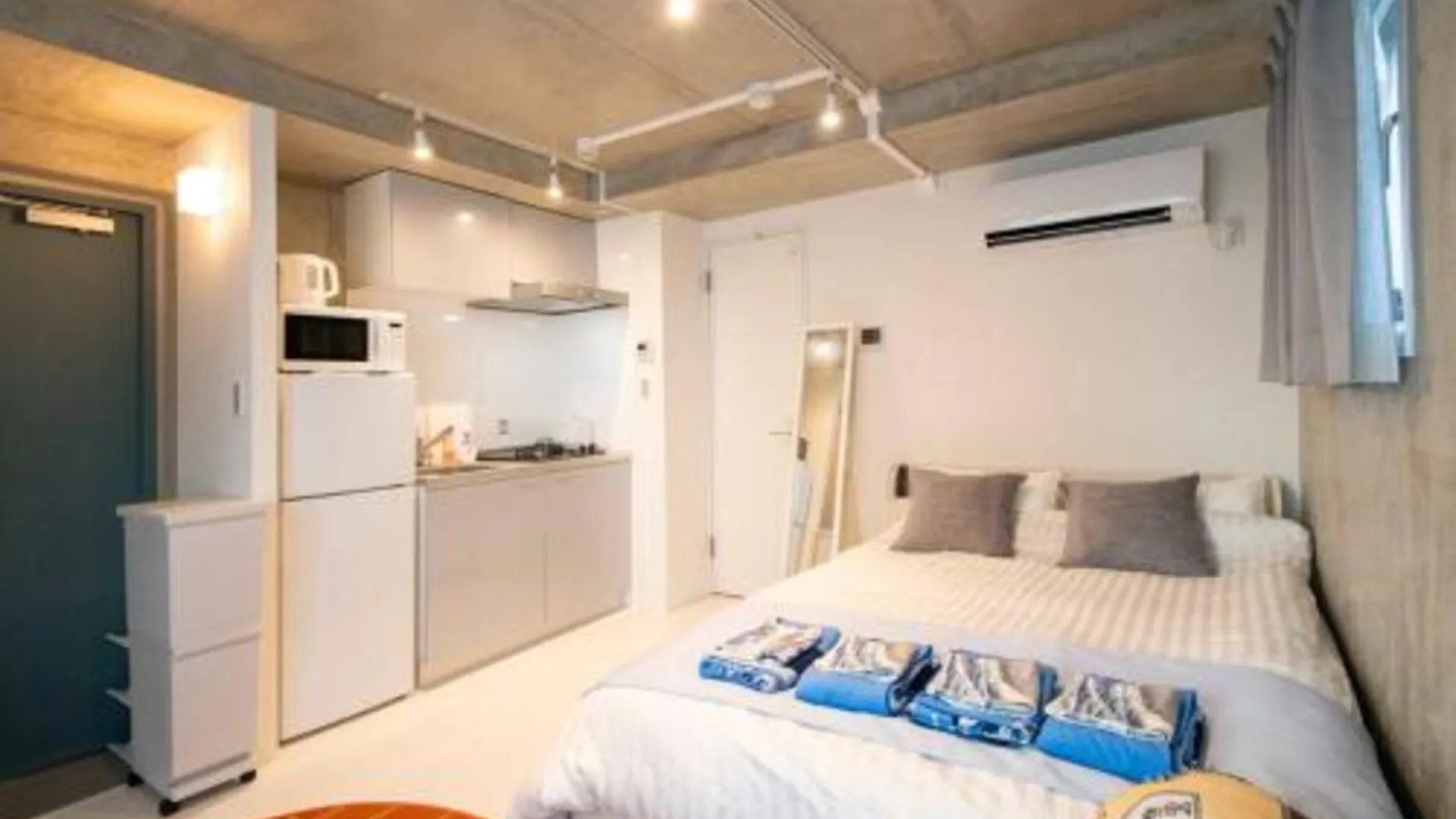 도쿄 / 동경 24年8月新築10月オープン 王子駅徒歩5分 丸貸切る 最大4人 2b室 2성급 싱글룸 스위트룸