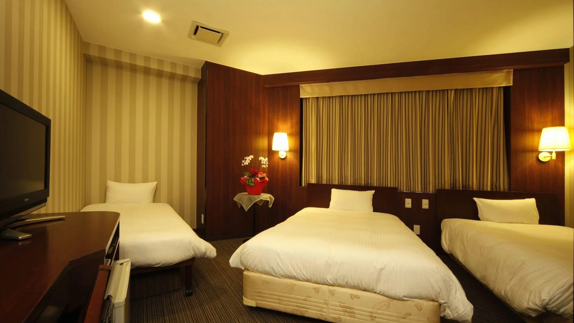 오사카 호텔 힐러리스 3성급 호텔 스위트룸