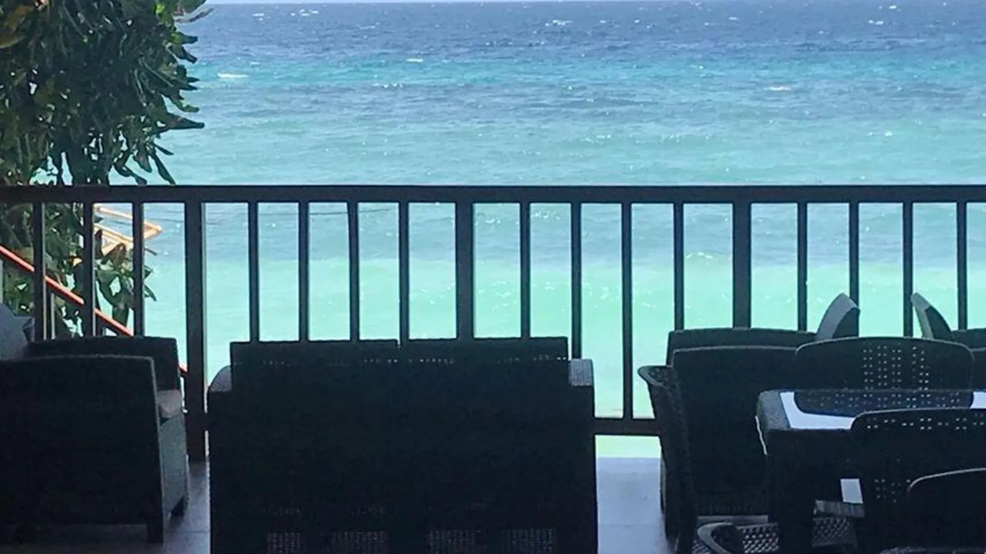 세부 바빌론 오슬롭 코스트 게스트하우스 2성급 호텔 레스토랑