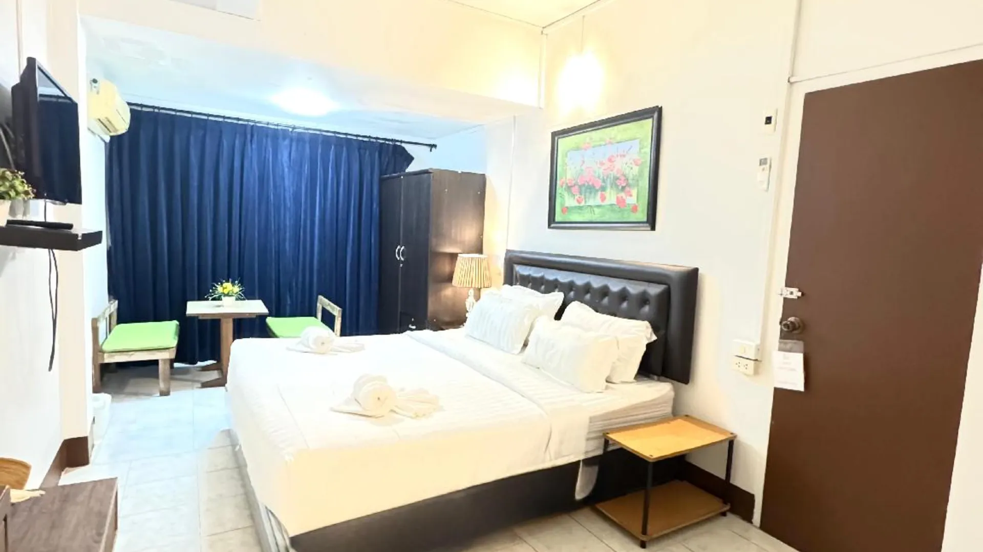 푸켓 더 하우스 파통 3성급 호텔 스위트룸