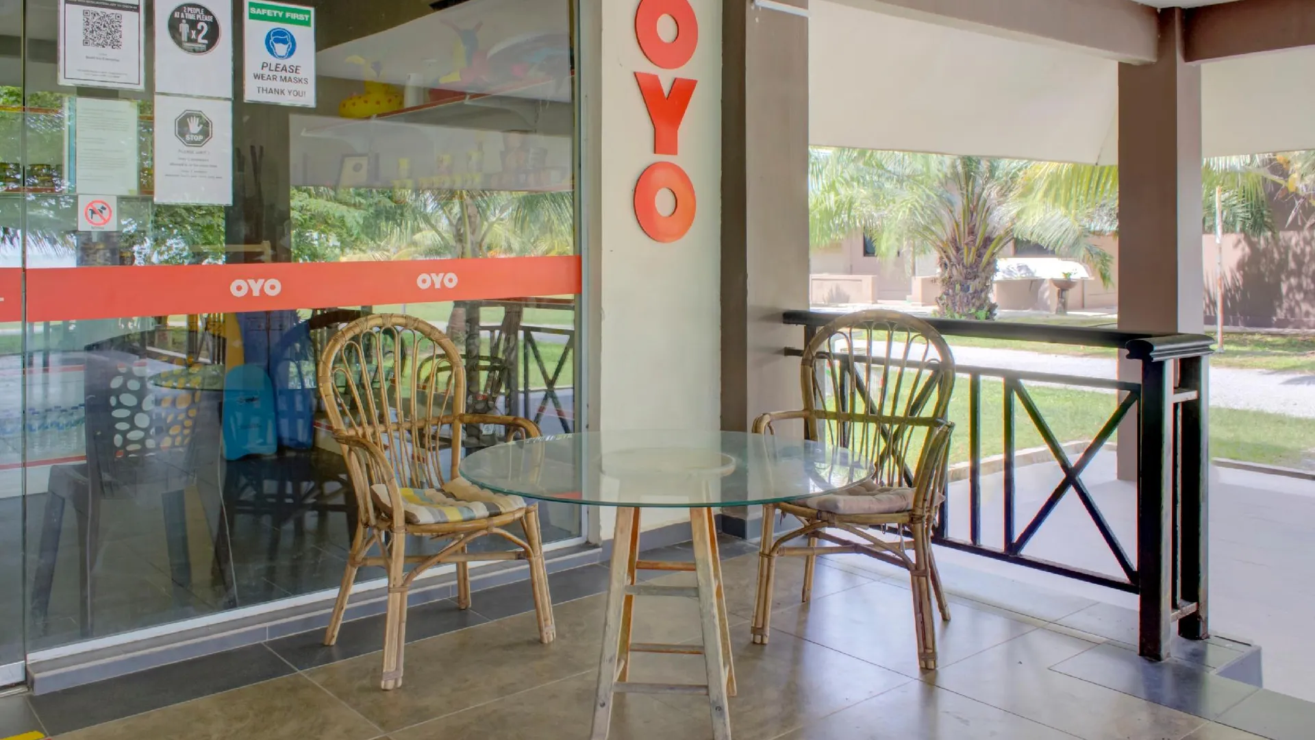 코타 팅기 Hotel O Sedili Inn Resort 3성급 호텔 레스토랑