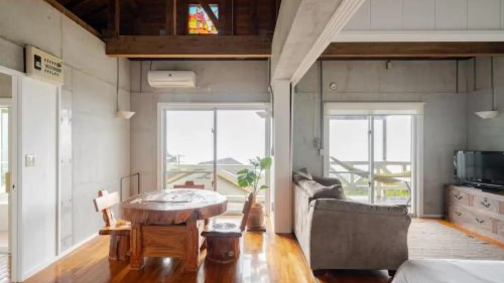 오키나와 본섬 파노라마 오션 뷰 코티지 4성급 게스트하우스 스위트룸