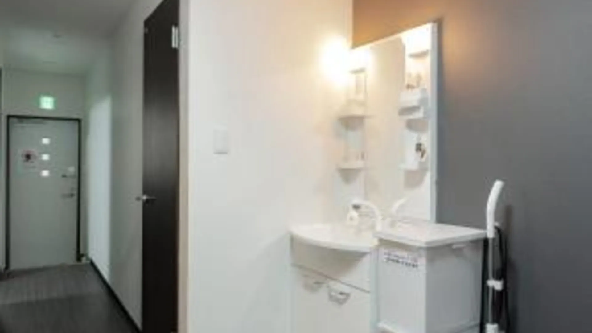 오사카 L house 101 3성급 싱글룸 수영장