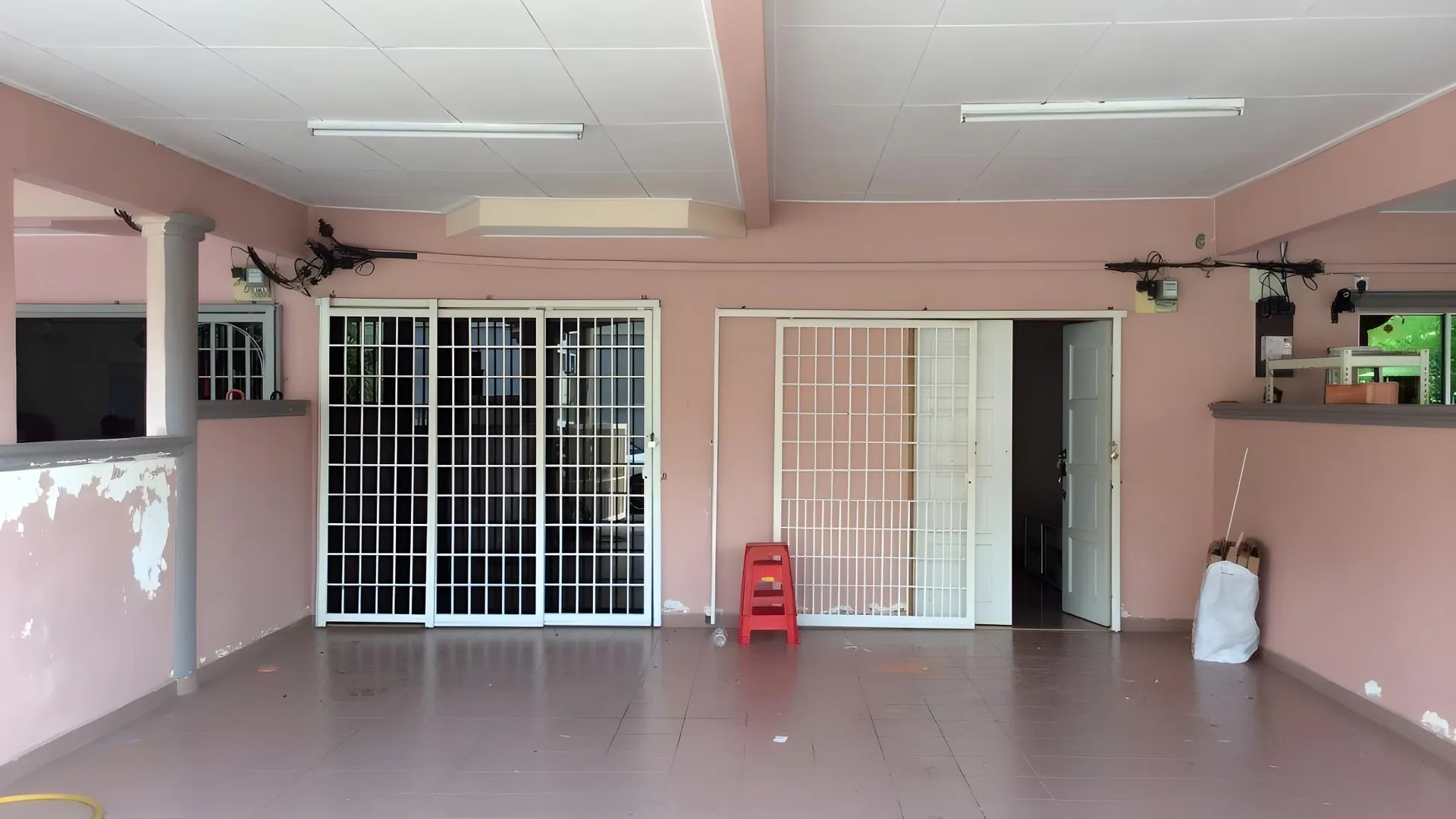 쿠알라 크라이 해피 게스트하우스 (쿠알라 크라이) 2성급 게스트하우스 수영장