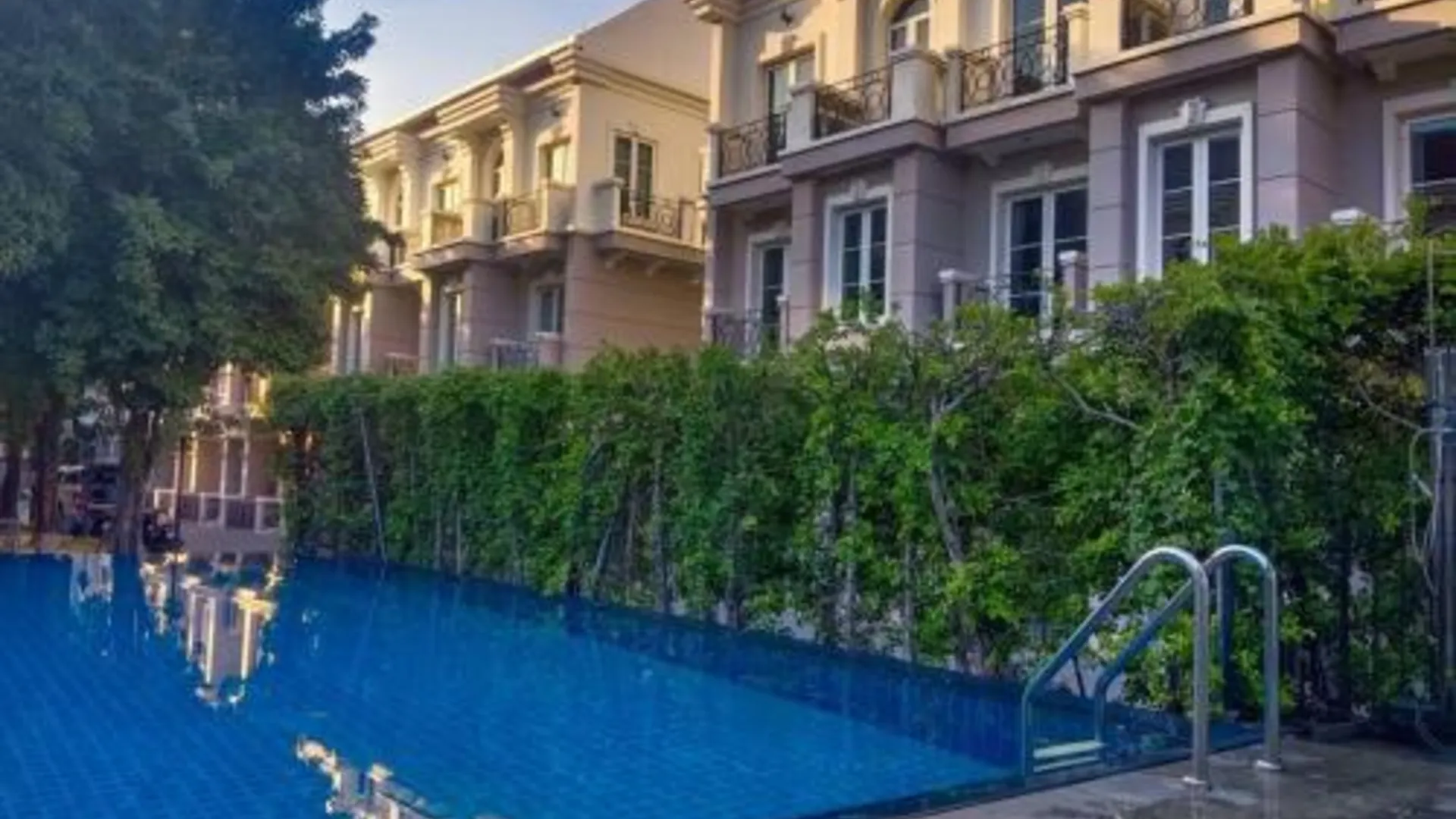 방콕 Townhome 3 bed4 Baht Asok MRTBTS Sukhumvit 16 2성급 싱글룸 로비