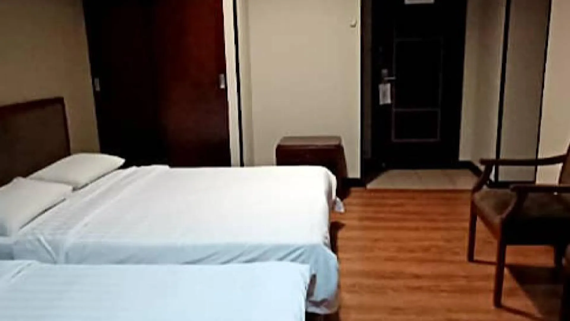 코타키나발루 호텔 사동 88 2성급 호텔 객실