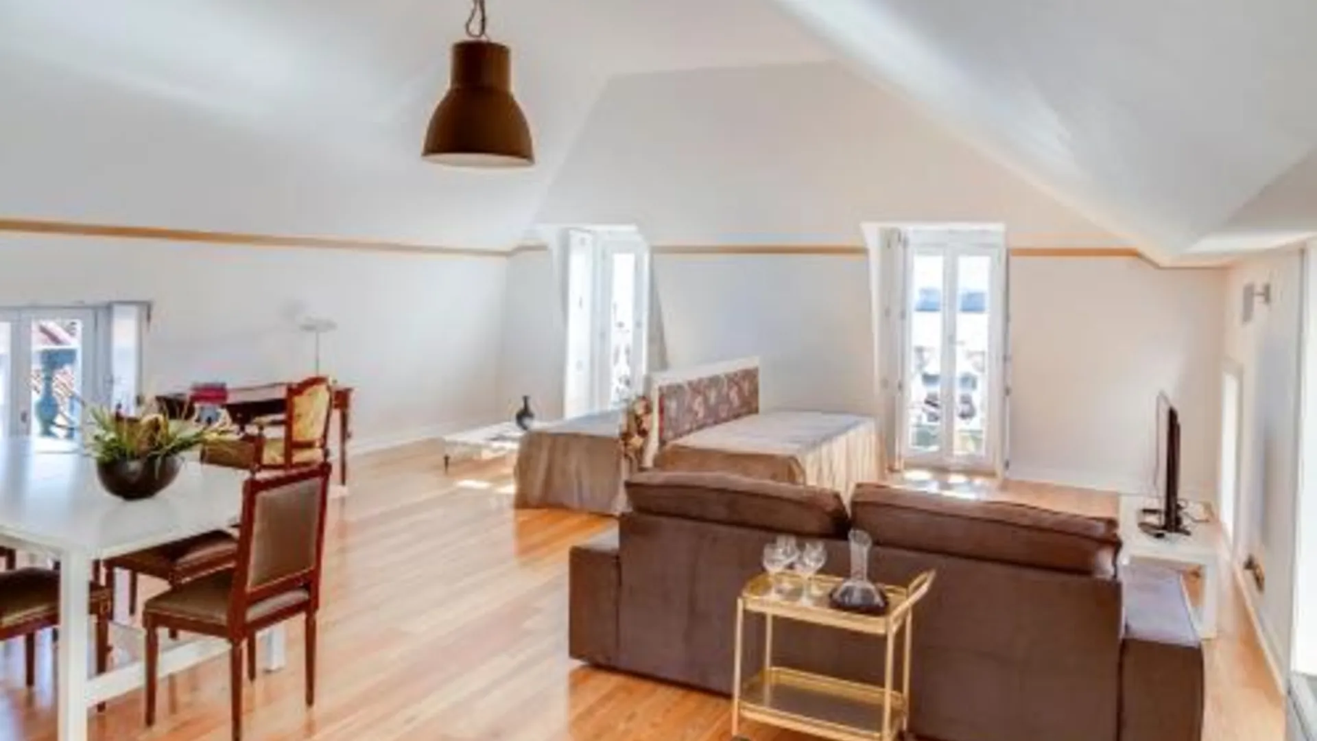 리스본 팔라시오 카모에스 - 리스본 서비스 아파트먼트 4성급 호텔 스위트룸