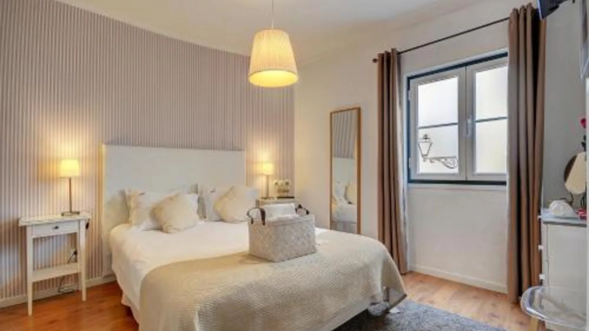 리스본 인 바이로 알토 비앤비 B A 스위트 3성급 호텔 스위트룸