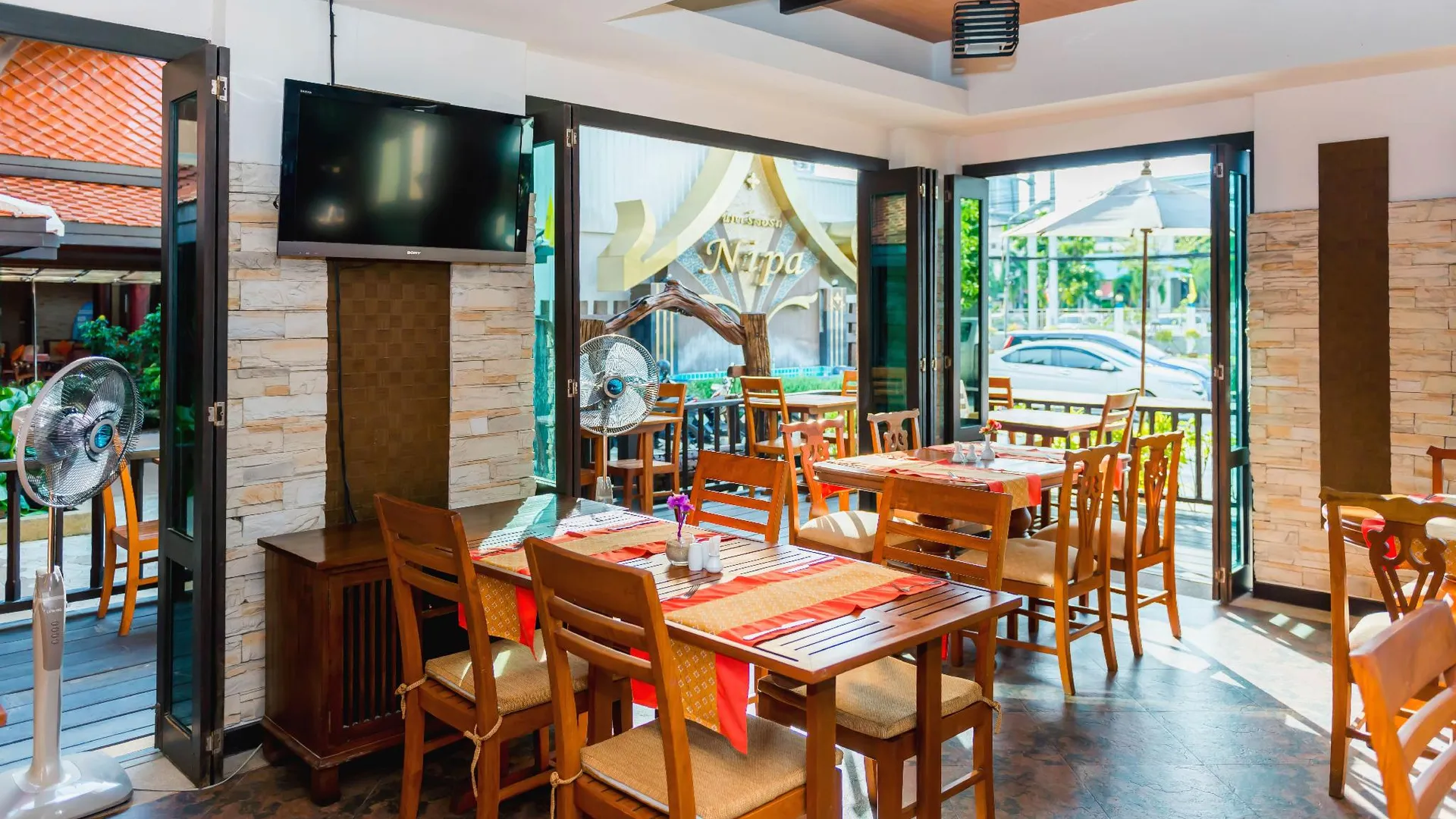 푸켓 니파 리조트 4성급 호텔 부대시설