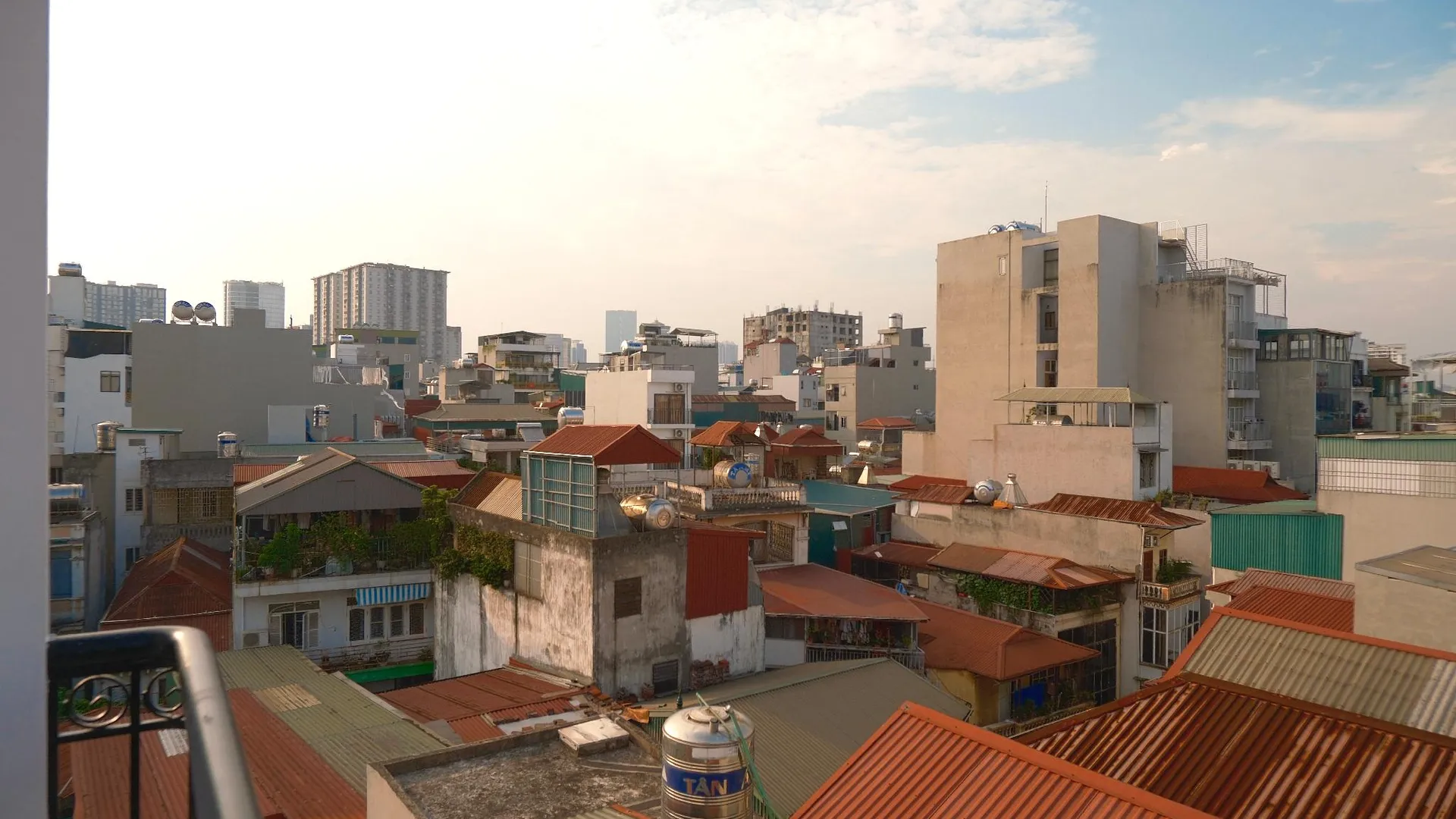 하노이 더 리틀 하노이 - 젠틀 아파트먼트-슈퍼 센트럴 4성급 게스트하우스 전망