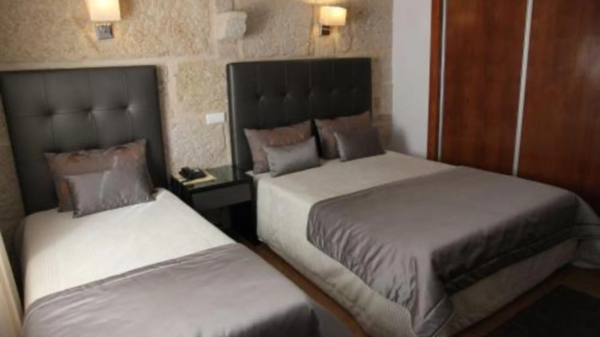 차베스 Hotel Katia 2성급 호텔 스위트룸