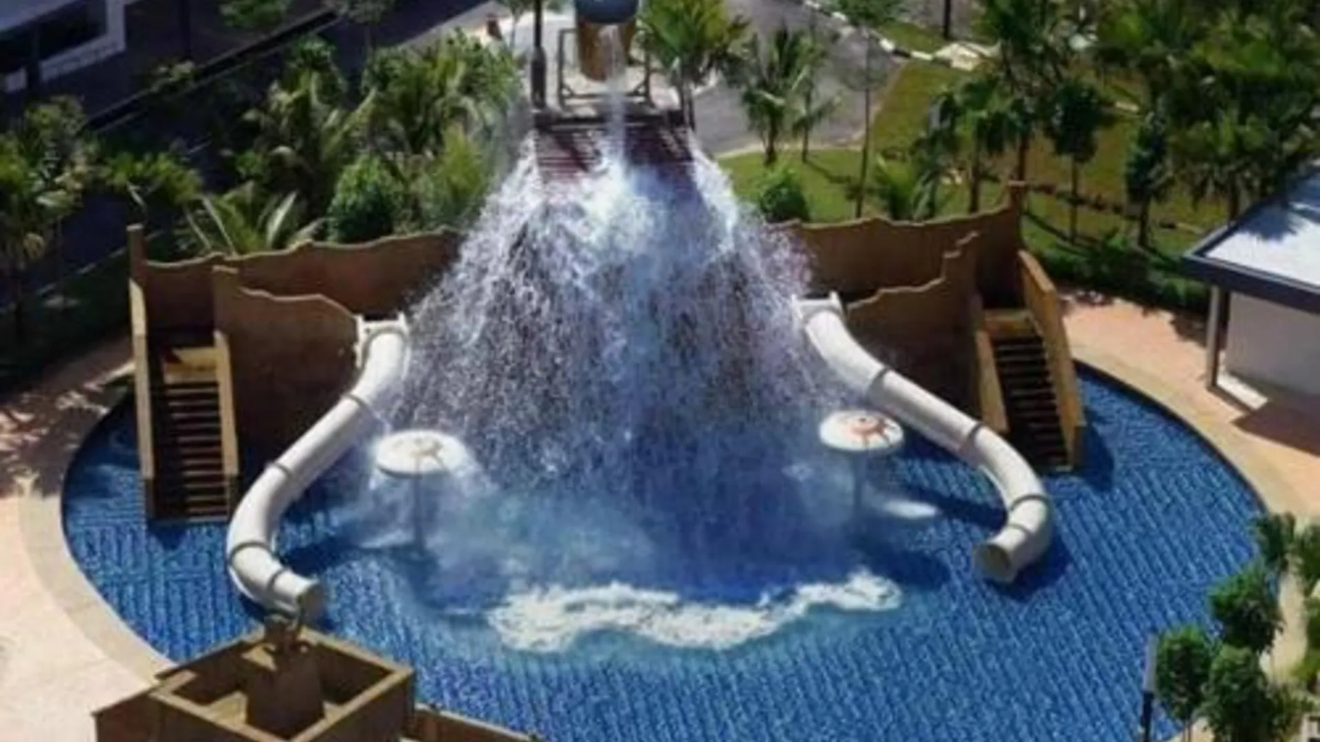 쿠안탄 베세라의 아파트먼트 (650m², 침실 2개, 프라이빗 욕실 2개) 4성급 게스트하우스 로비