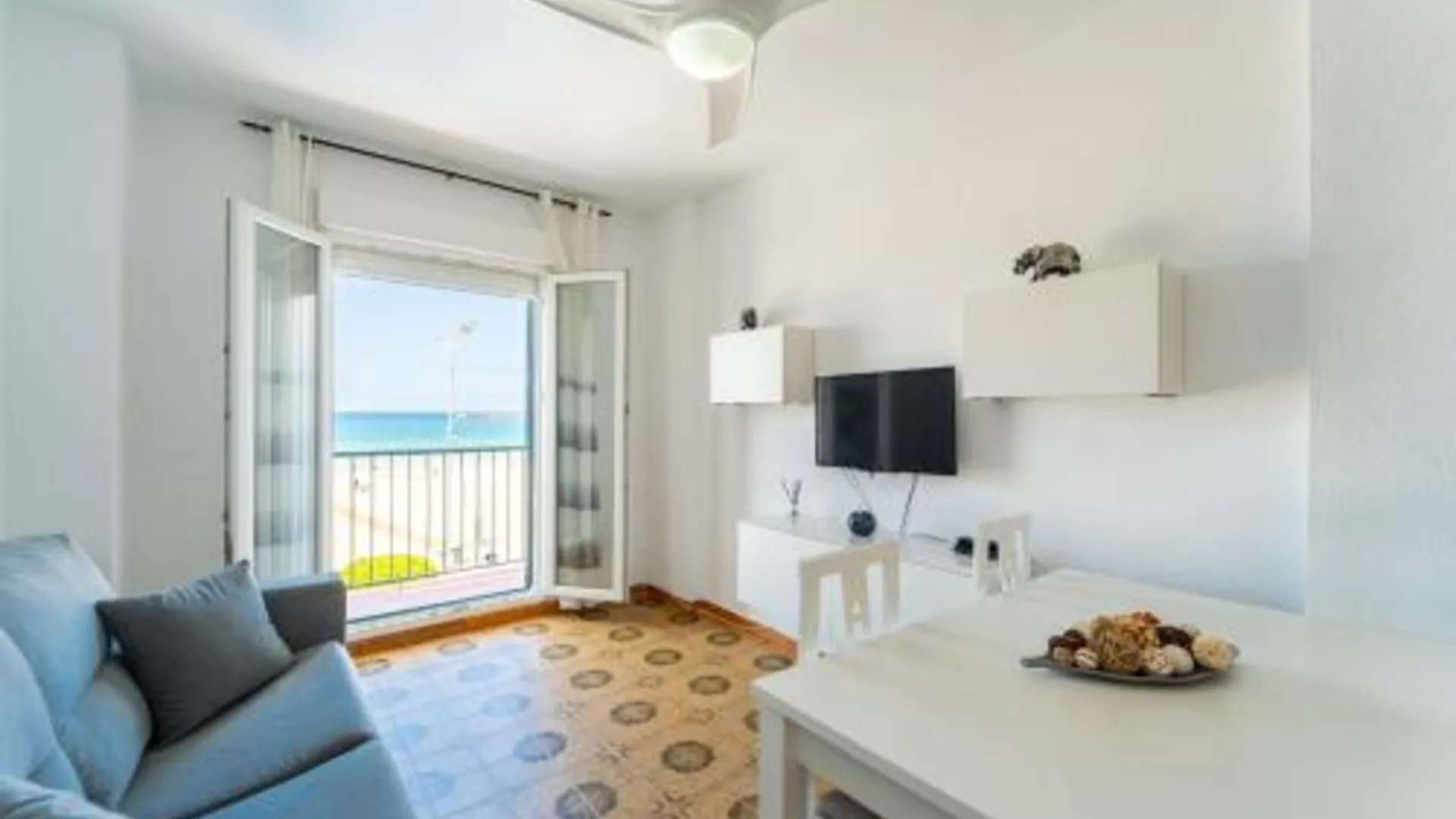 발베이트 Apartamento Estudio Acuario Frente Mar 4성급 싱글룸 스위트룸