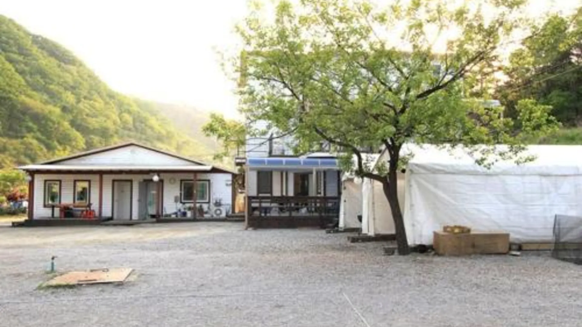 가평 가평 다큐하우스펜션 2성급 게스트하우스 전망