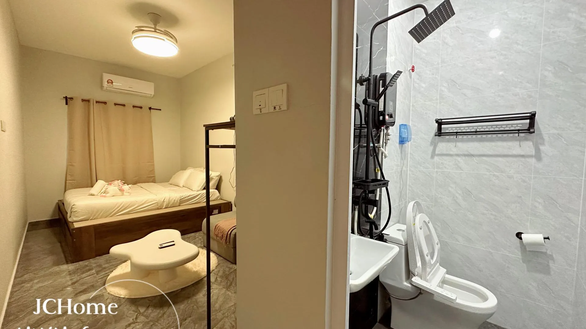 조호바루 / 조호르바루 R1 1min walk to KSL,2 pax hotel room style 1성급 게스트하우스 스위트룸