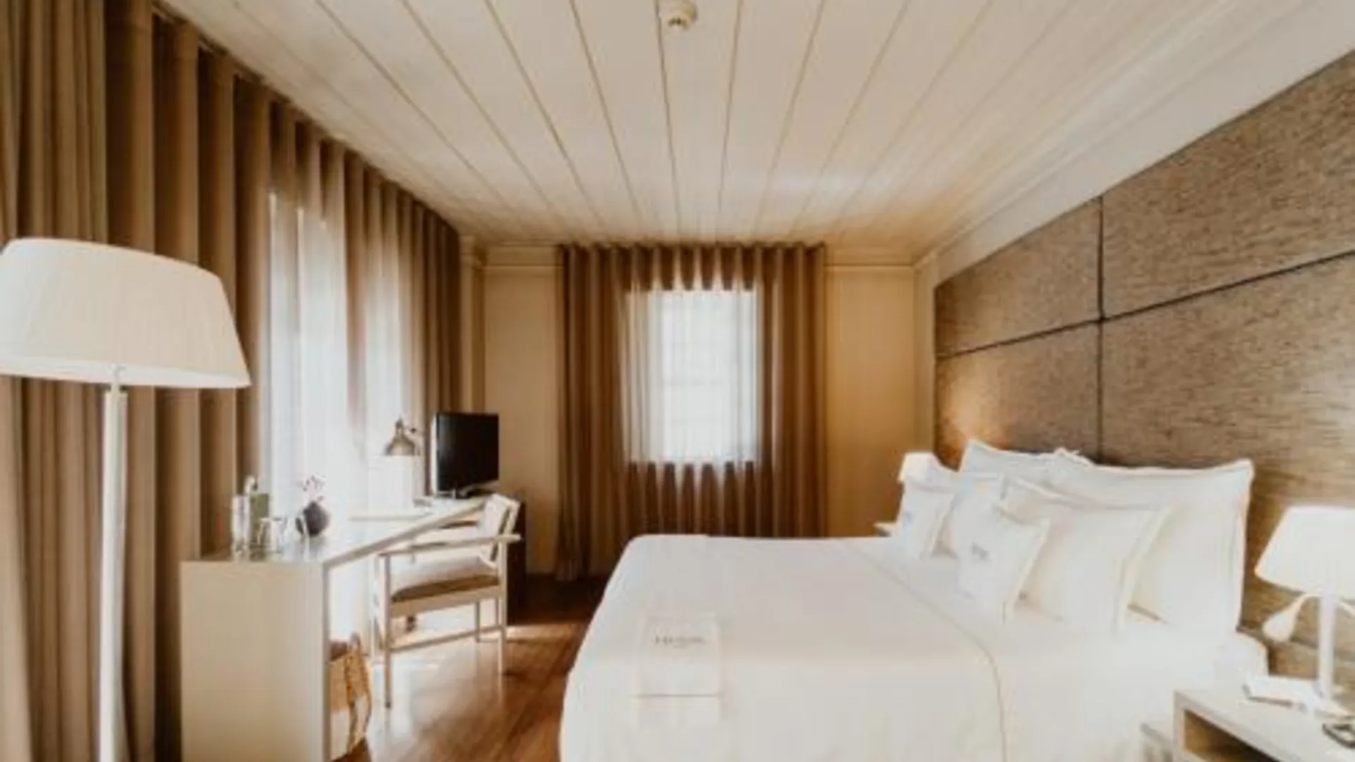 귀마레스 Hotel da Oliveira 4성급 호텔 스위트룸