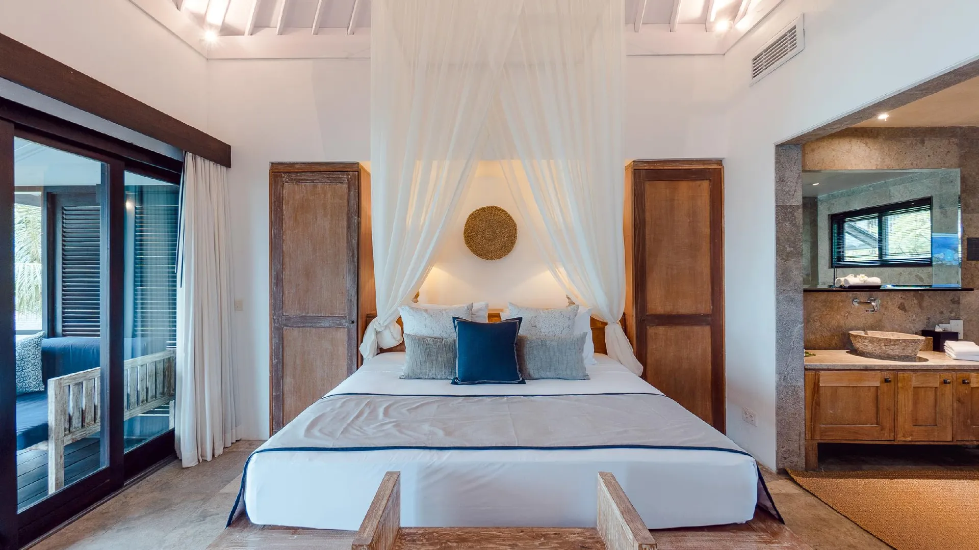 발리 바투 카랑 렘봉안 리조트 앤 스파 4성급 호텔 전망