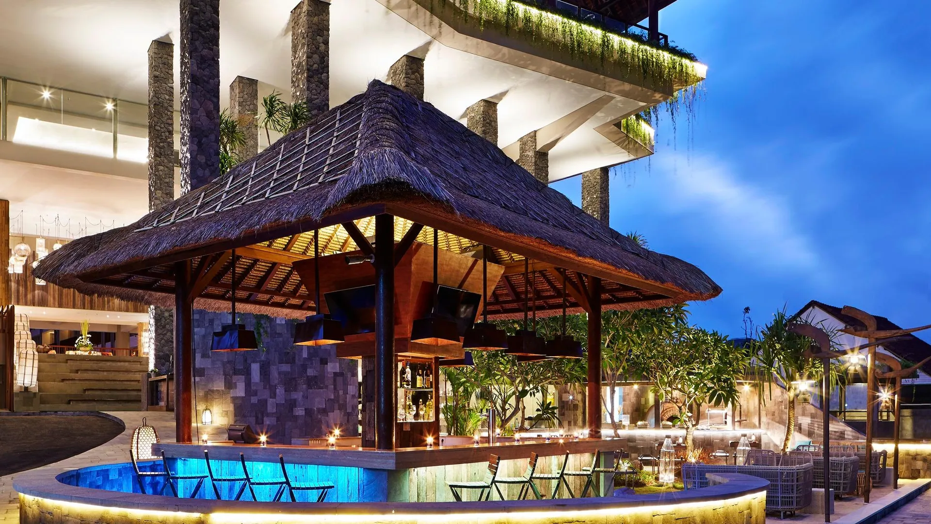 발리 포 포인츠 바이 쉐라톤 발리, 쿠타 4성급 호텔 외관