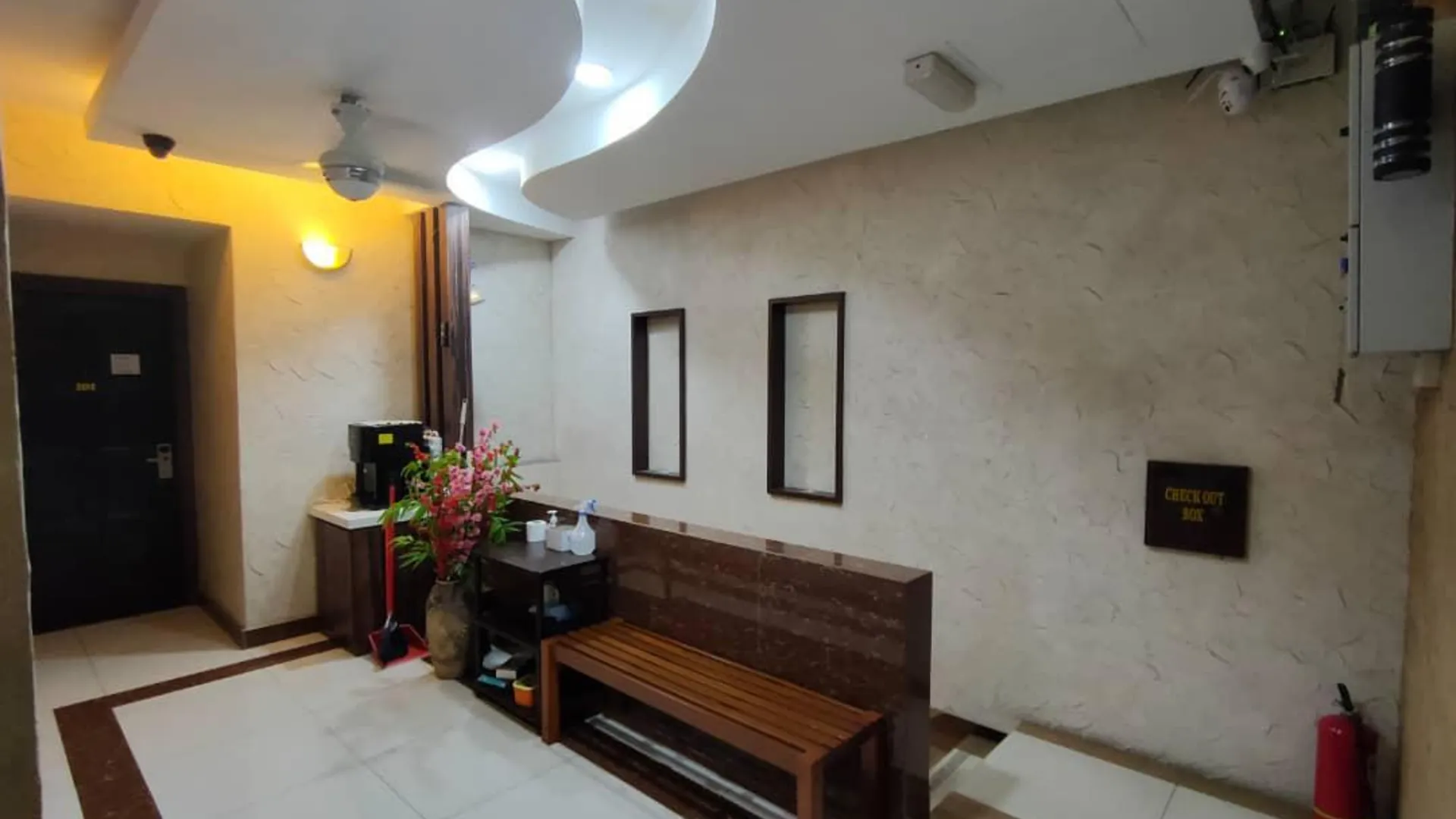 세리 만중 세리 만중의 아파트먼트 (500m², 침실 1개, 프라이빗 욕실 1개) 2성급 싱글룸 외관