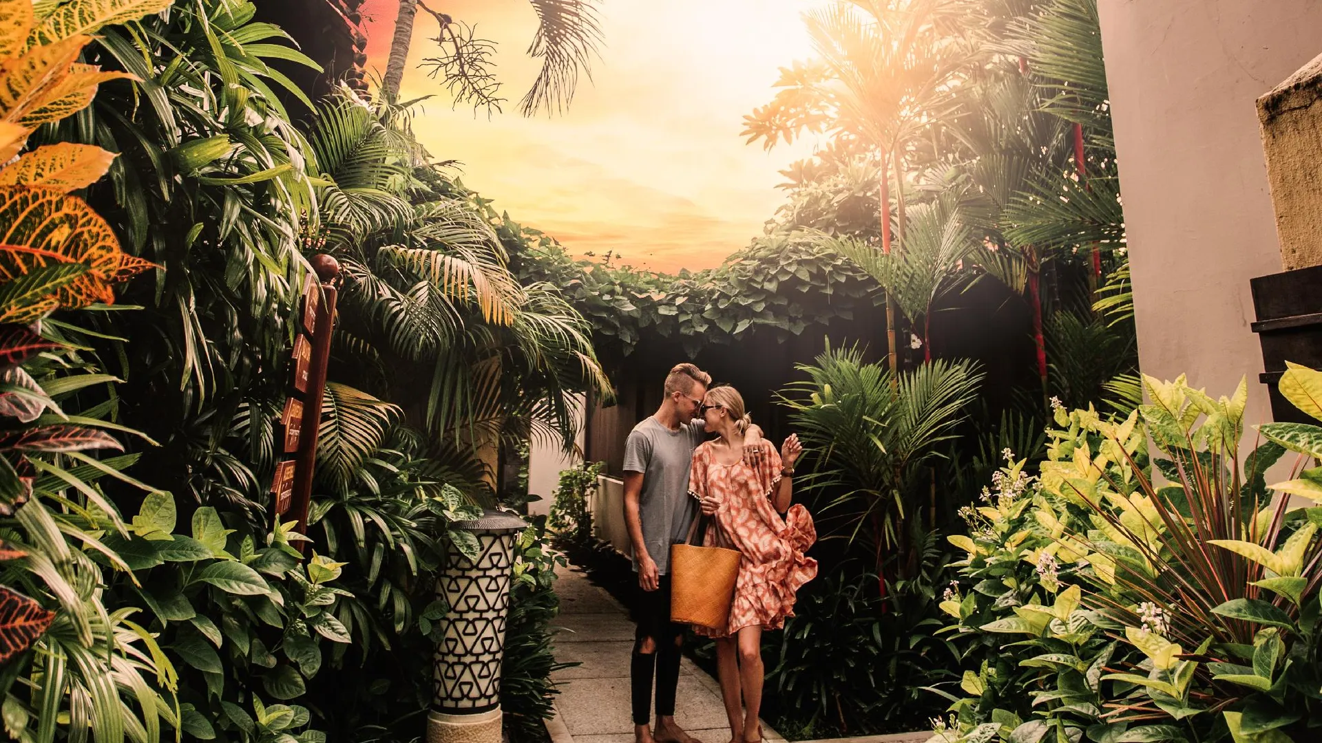 발리 알라야 데다운 쿠타 5성급 호텔 객실