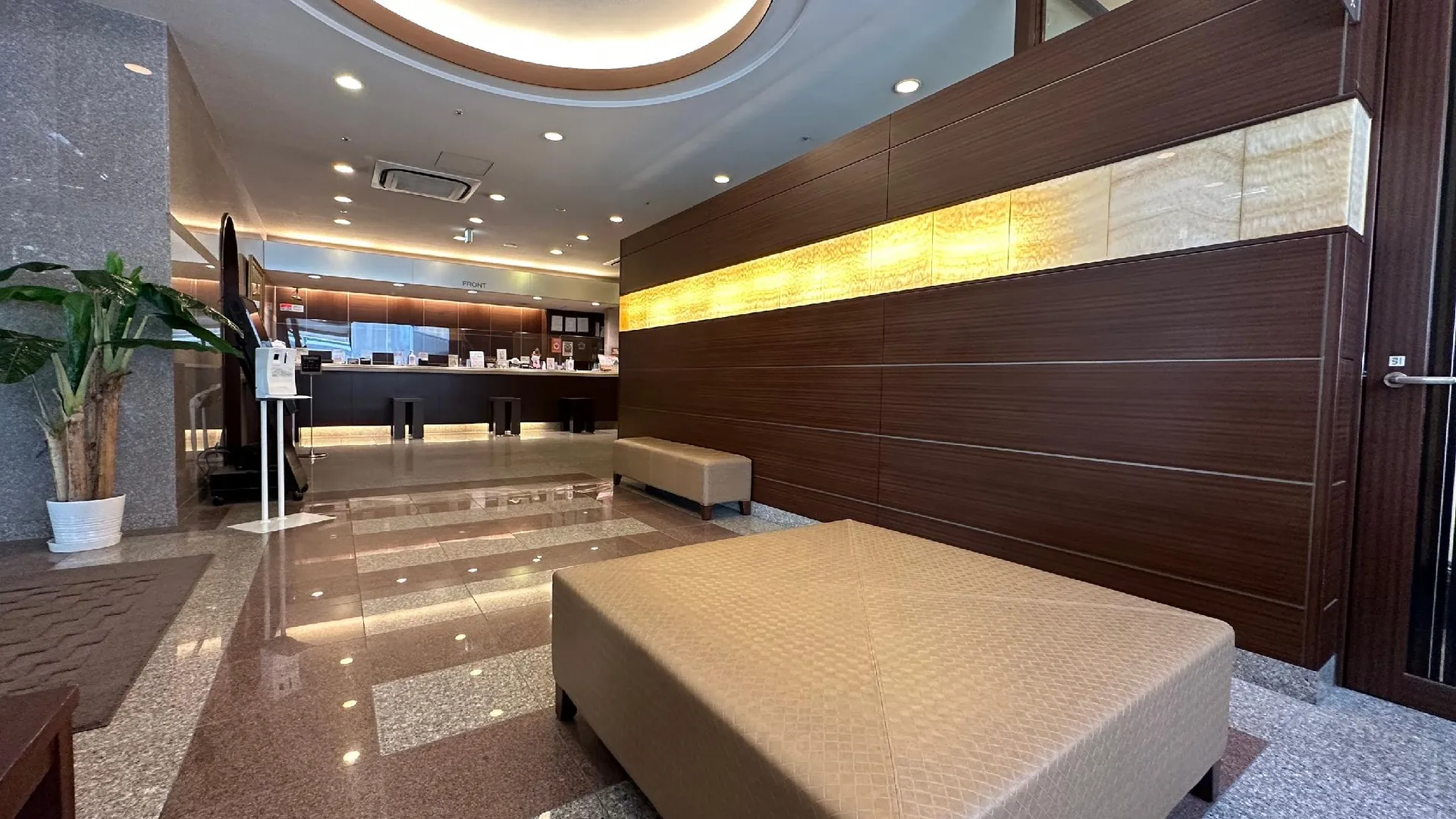 후쿠오카 호텔 루트 인 하카타 에키마에 - 하카타구치 3성급 호텔 로비
