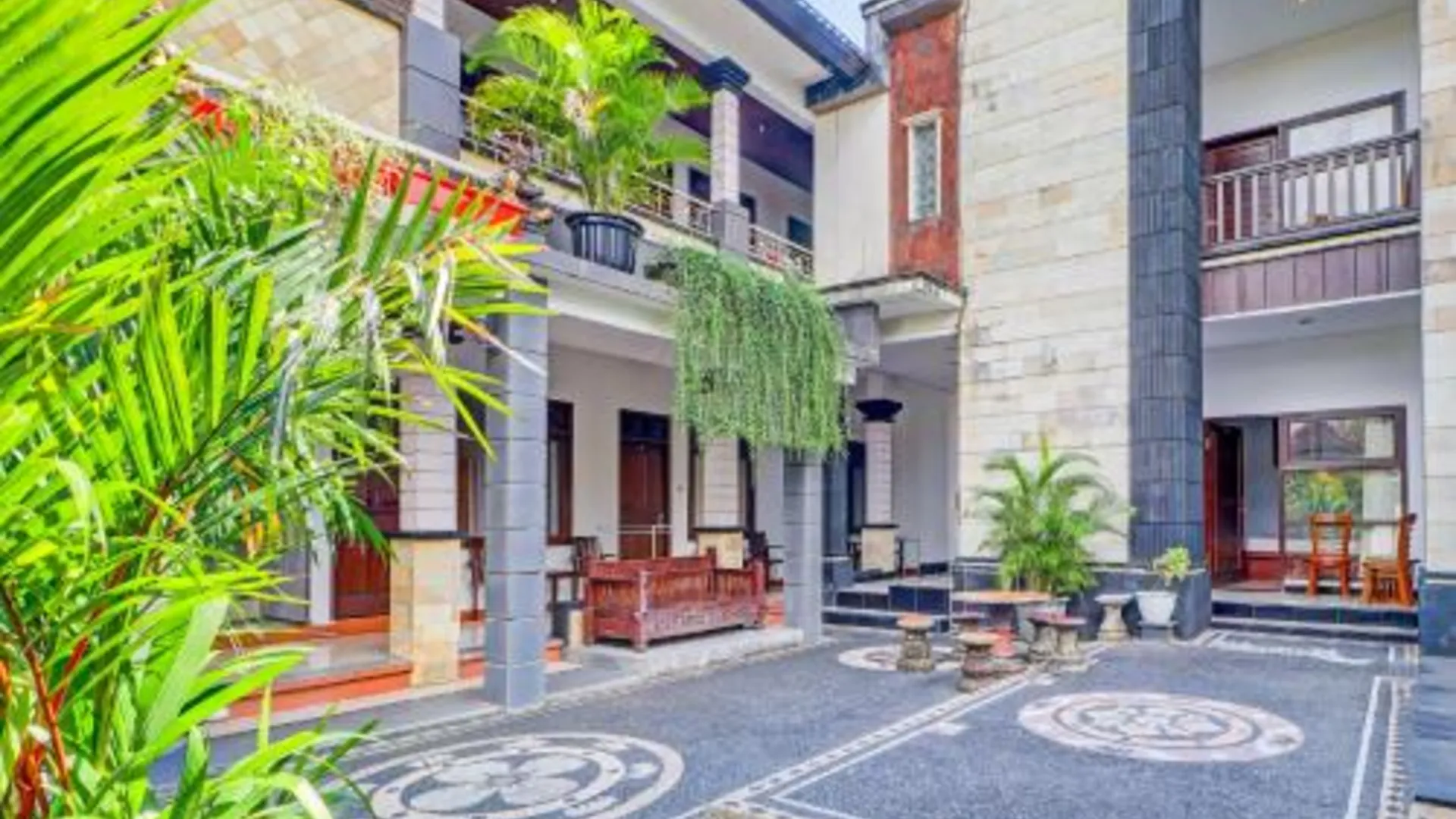 발리 컬렉션 O 발리 근처 끄동아난 비치 구 뉴 아스타 그라하 홈스테이 3성급 호텔 로비