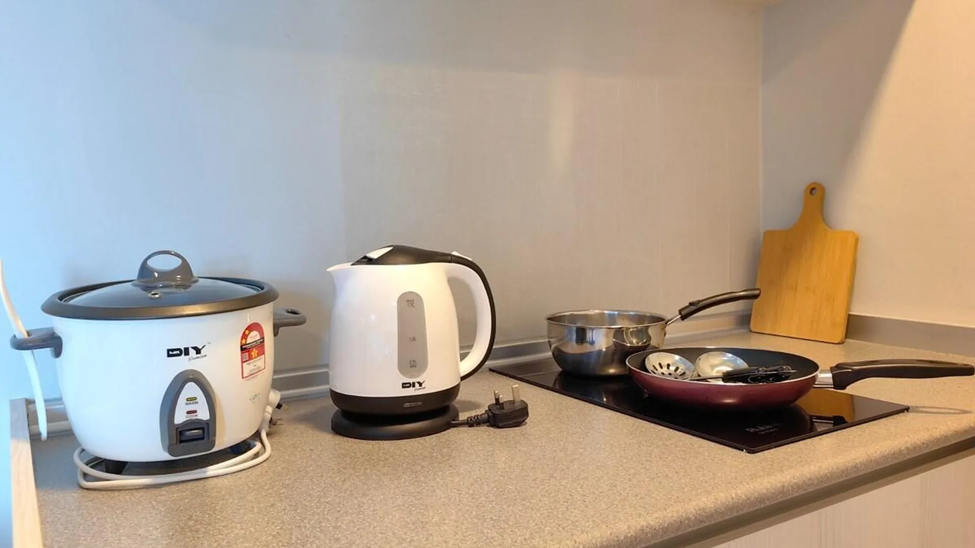 코타키나발루 중심 업무 지구 (CBD)의 아파트먼트 (51m², 침실 2개, 프라이빗 욕실 1개) 3성급 싱글룸 외관