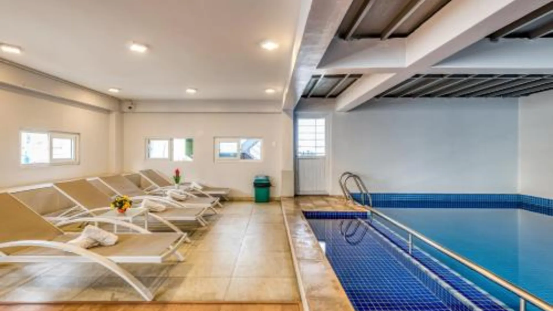 호치민 체리 호텔 앤 아파트먼트 4성급 호텔 전망