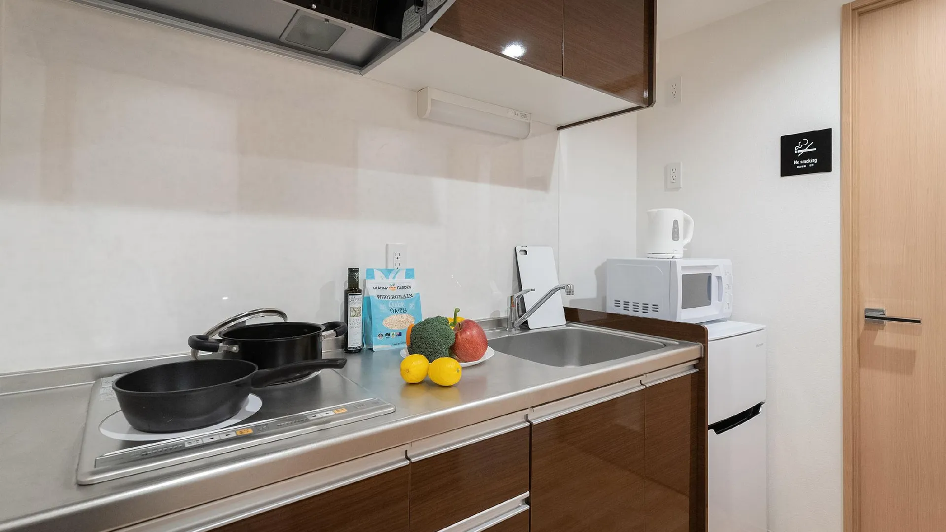 오사카 호텔 아비타레 난바 웨스트 3성급 호텔 수영장