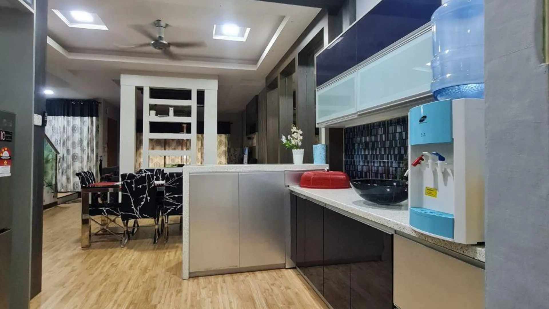 추카이 빈자이의 프라이빗 하우스 (1400m², 침실 4개, 프라이빗 욕실 3개) 3성급 싱글룸 로비