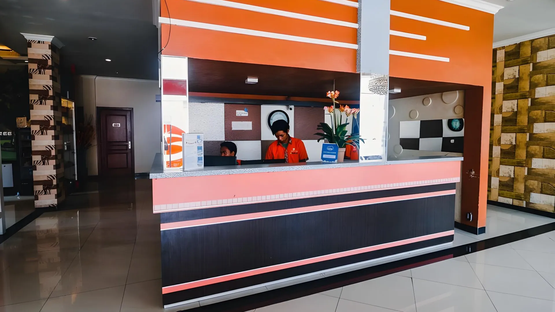 마카사르 RedDoorz Plus @ Grand City Inn Makassar 3성급 호텔 부대시설