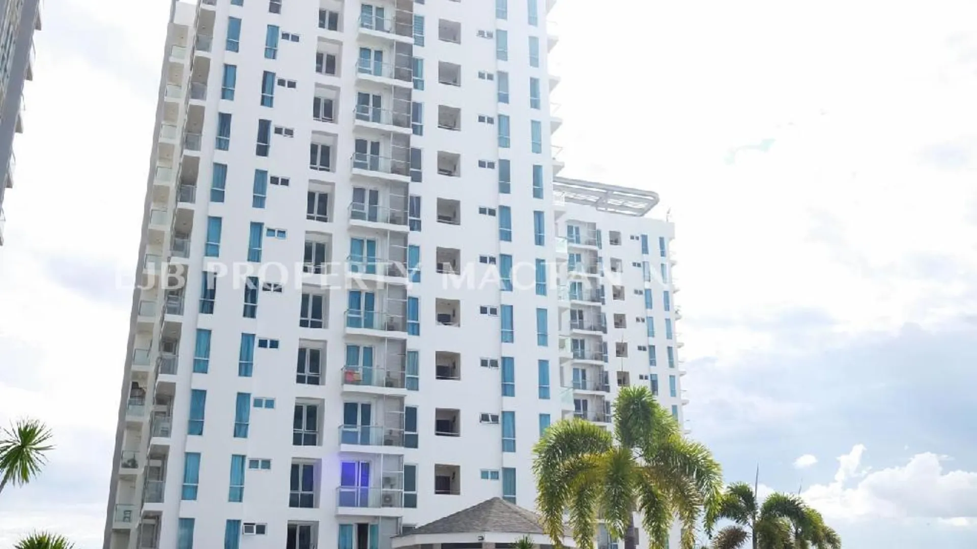 세부 막탄 뉴타운 비치 콘도 2성급 게스트하우스 외관