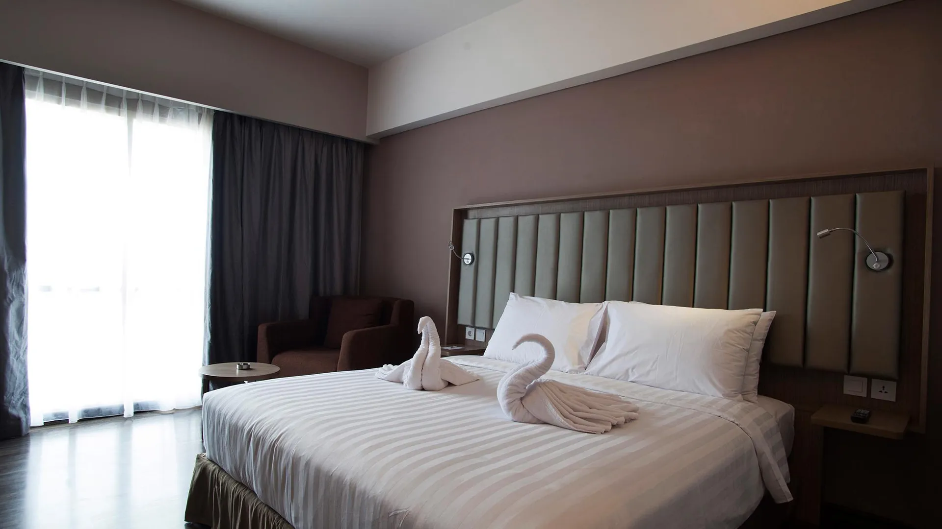 마카사르 감마라 호텔 마카사르 4성급 호텔 스위트룸