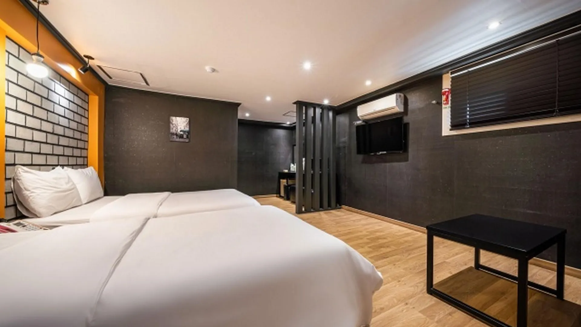 서울 안온 호스텔 성수·건국 호텔 외관